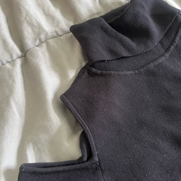 RALPH LAUREN BLACK TURTLE NECK CUTOUT MINI DRESS - Picture 2 of 9